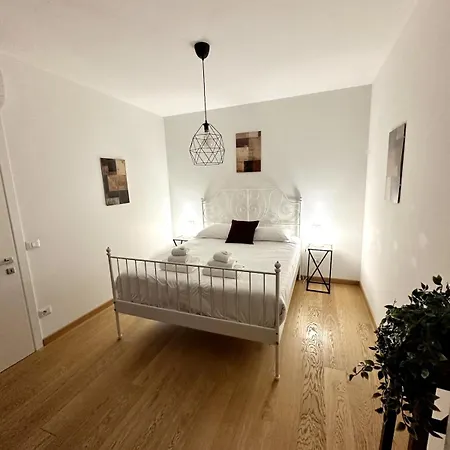 Apartmán Close To The Historic Center With Free Parking *